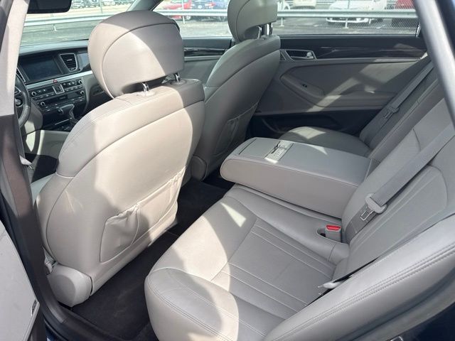 2020 Genesis G80
