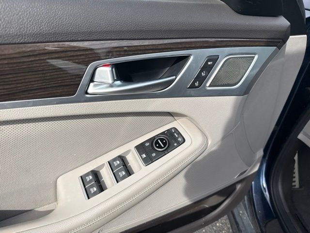 2020 Genesis G80