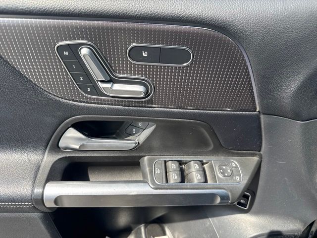 2021 Mercedes-Benz GLB