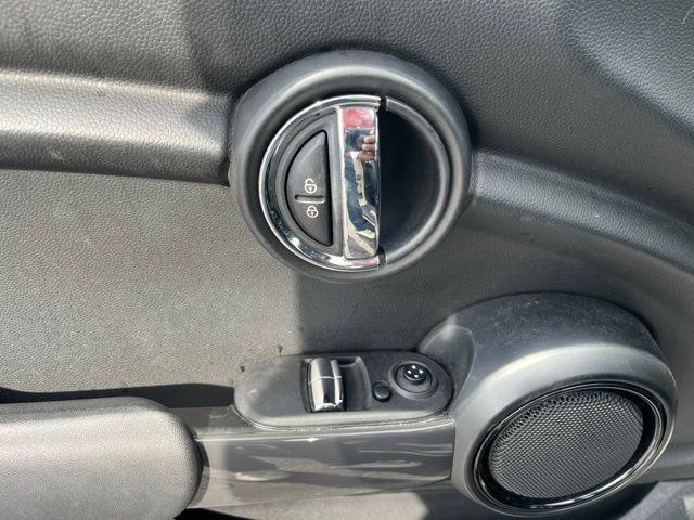 2015 MINI Cooper