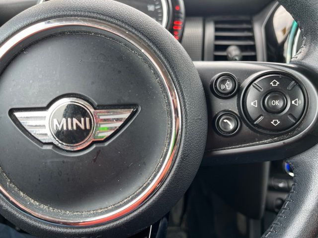 2015 MINI Cooper