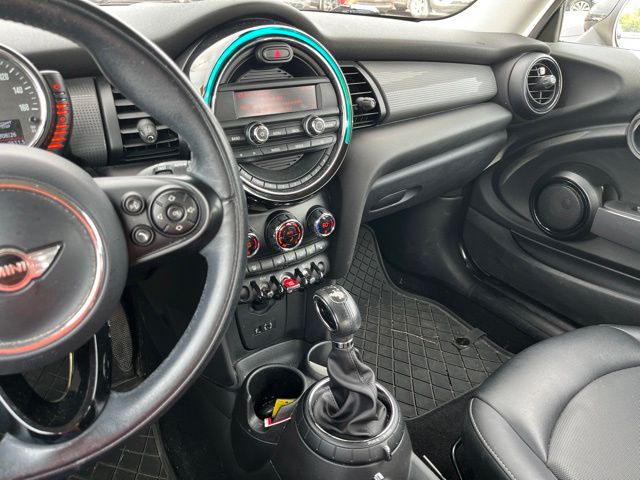 2015 MINI Cooper