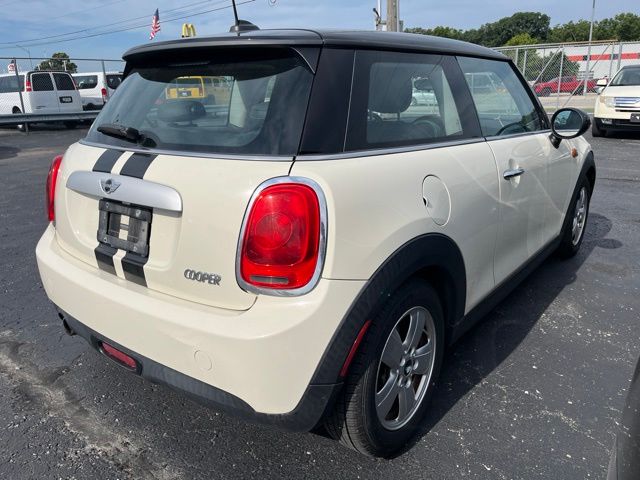 2015 MINI Cooper