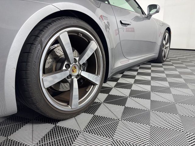 2021 Porsche 911