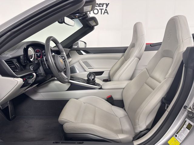 2021 Porsche 911