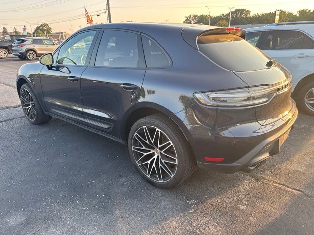 2022 Porsche Macan