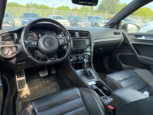 2017 Volkswagen Golf R